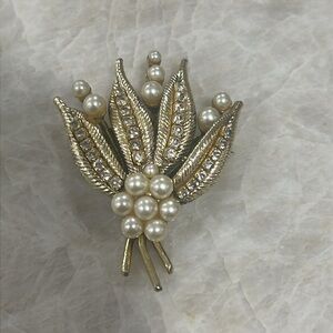 Vintage Rhinestone and Pearl Leaf Brooch